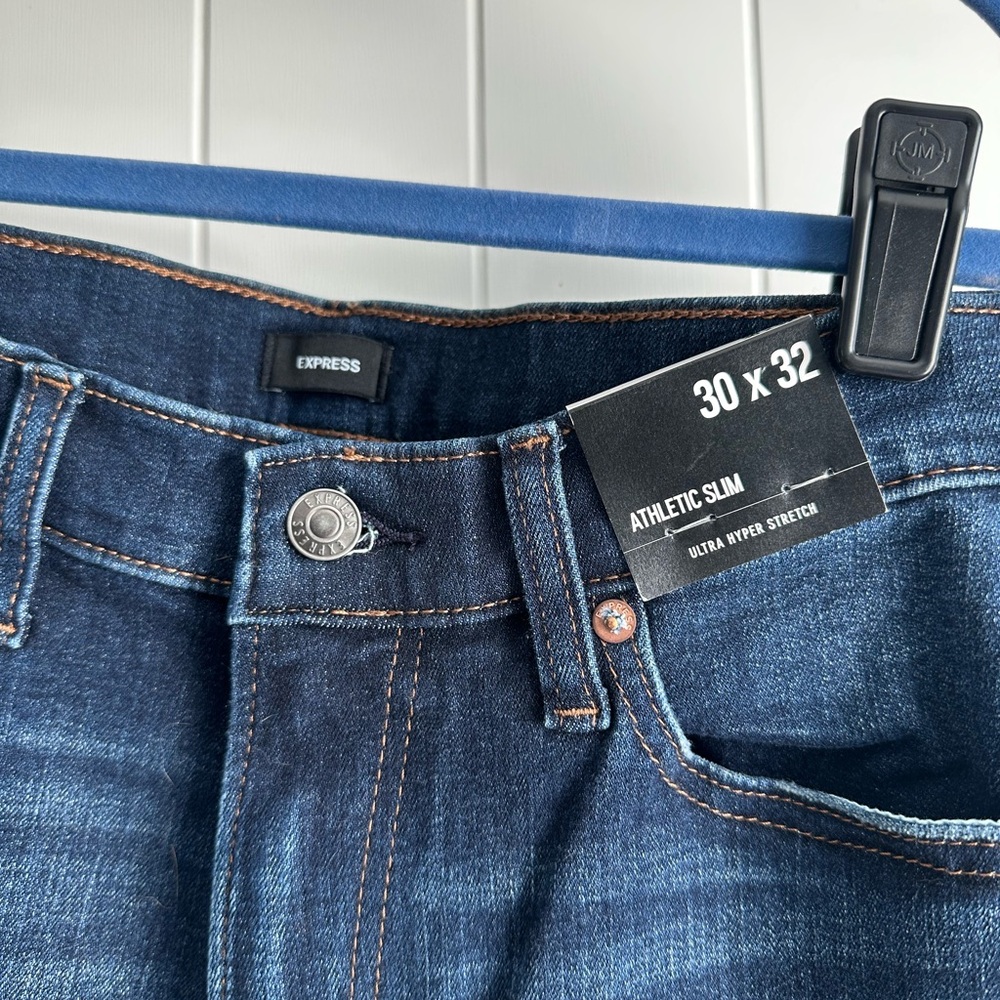 Express Men’s Athletic Slim Jeans 30x32 Ultra Hyper Stretch Dark Wash Denim NWT - Picture 3 of 7